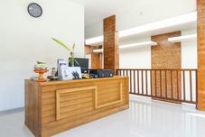 로비 Sahadewa Suites Residence