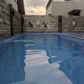 Swimming Pool 1 Biệt thự cao cấp F19 Pinus 6 phòng ngủ, Khách sạn Batu Moksa Dewi Anjarwati