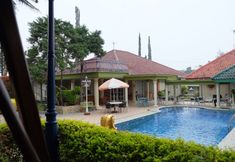 Swimming Pool 6 De One Heritage Village