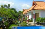 Kolam Renang 4 Kuri Garden Cottage Nusa Penida