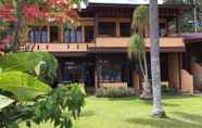 Luar Bangunan 2 Hariara Guest House Samosir