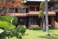 Bangunan Hariara Guest House Samosir