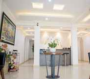 Lobby 3 W Home Express Tebet