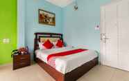 Bedroom 2 Nhat Hoang Hotel