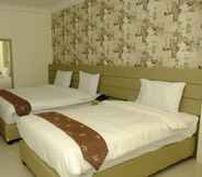 Bedroom 4 Hotel Grand Puri Perintis