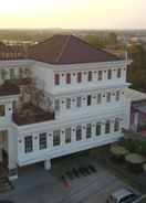 EXTERIOR_BUILDING Hotel Grand Puri Perintis