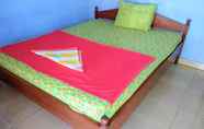 Kamar Tidur 7 Penginapan Ratna Mulya