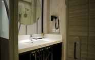 Toilet Kamar 4 Arosa Hotel Jakarta