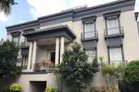 Exterior Home 899 Patal Senayan