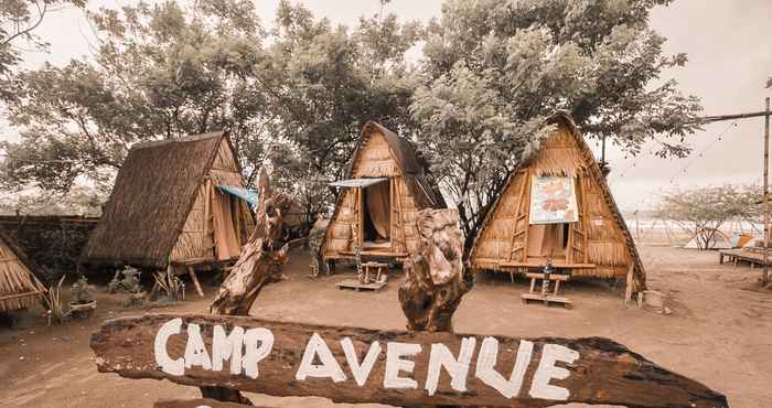 ภายนอกอาคาร Camp Avenue