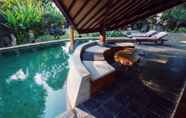 Swimming Pool 3 luxury villa seminyak