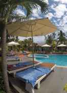 SWIMMING_POOL Sun & Sand Beach Resort 