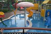 Swimming Pool Asdira Apartement Executive 2BR @ Mansion Kemayoran 