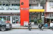 Exterior 4 RedDoorz near Bambang Station