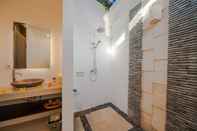 In-room Bathroom Turiya Villa Sanur