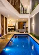 SWIMMING_POOL Berawa Bali Beach Villas Managed by The Kunci