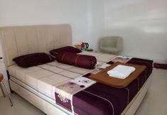 寝室 7 TATA ROOM @ Bassura City Apartemen