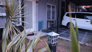 Exterior 4 Derian Homestay Bandung