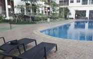 สระว่ายน้ำ 3 Cempaka Room by Angelynn at Serpong Greenview near AEON Mall