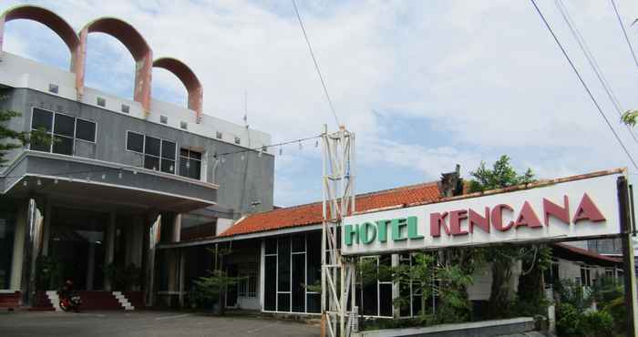 ภายนอกอาคาร Hotel Kencana Jaya Jepara