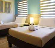 Kamar Tidur 4 Sheridan Boutique Hotel