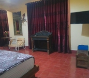 Kamar Tidur 7 Doeloerkoe Homestay 