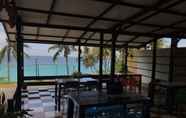 ร้านอาหาร 6 Guest House Pantai Kasih