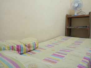 Bedroom 4 Budget Room at Sofie Homestay Syariah