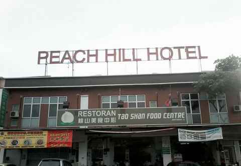 Exterior Peach Hill Hotel 2