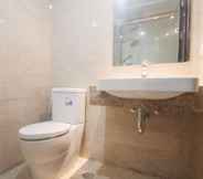 Toilet Kamar 5 Apartemen Menteng Park by Aparian