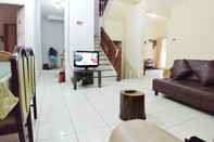 Lobby Le' Home at Lippo Village