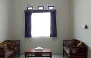 Common Space 2 Jinan Guest House Syariah Cirebon