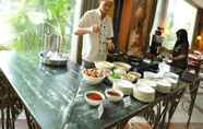 ร้านอาหาร 6 Tang Dynasty Hotel 