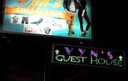 Luar Bangunan 2 Vyn's Guest House