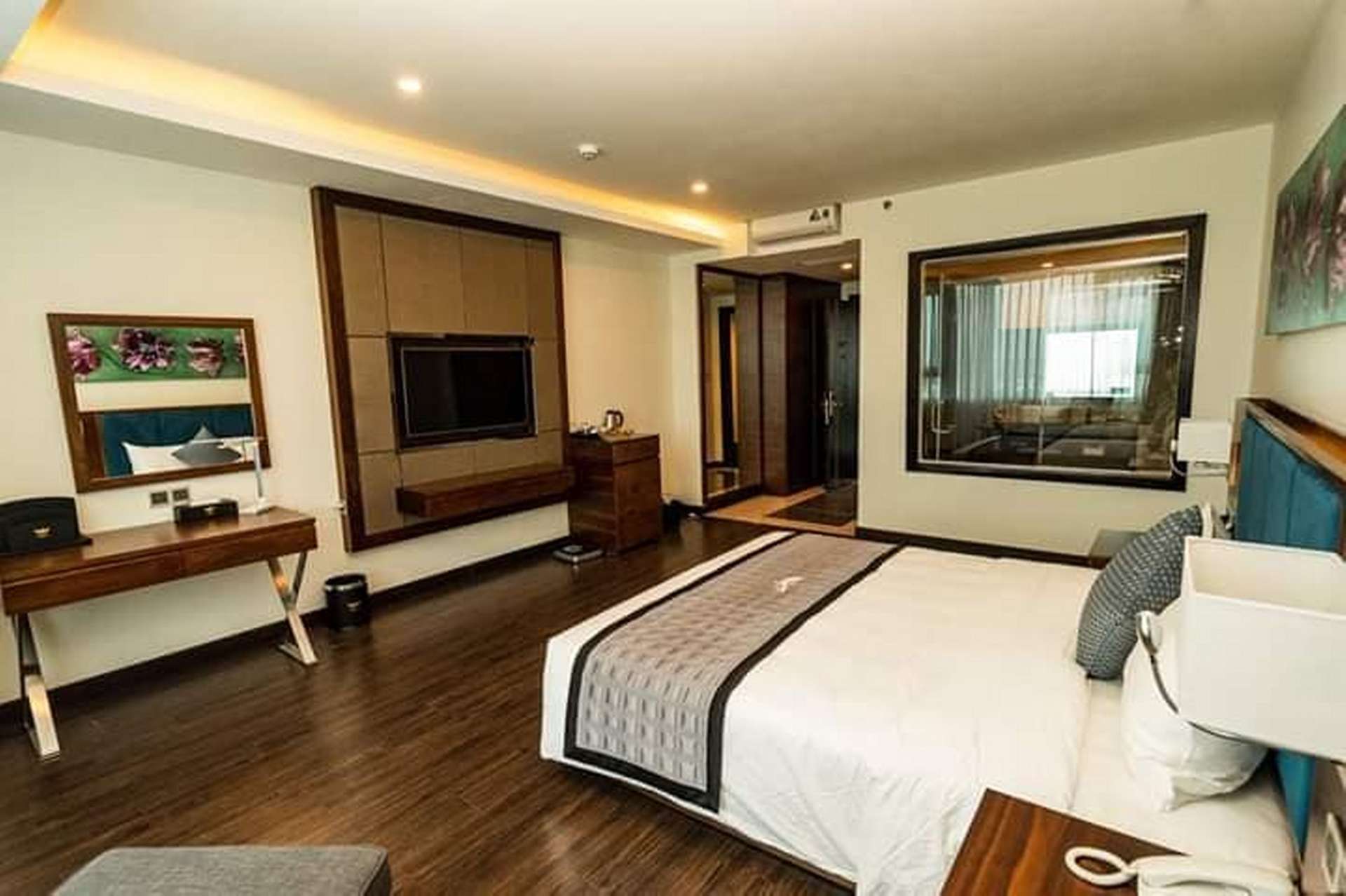 Eagle Hotel khách sạn Hà Tĩnh