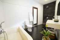 In-room Bathroom Yudistira by Sabda