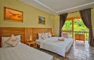Bedroom 3 Azura Resort 