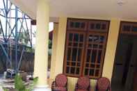 Lobi Mawar Bed & Breakfast 