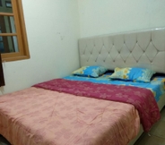 Bedroom 7 Mangala Jaya homestay Bandara Soekarno Hatta