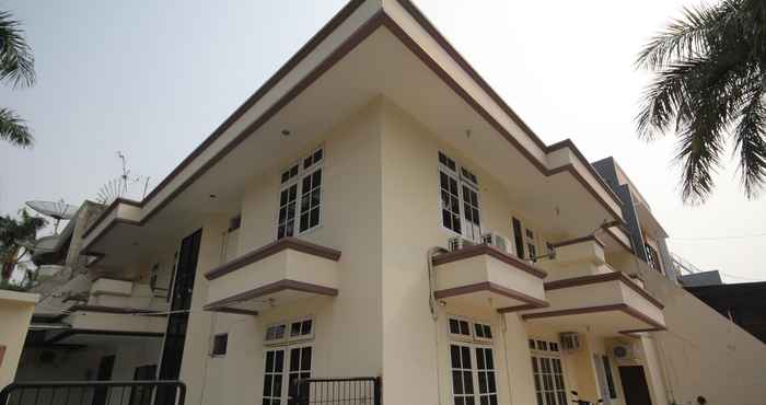 Luar Bangunan Muara Karang Sunshine Place
