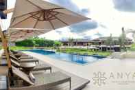 สระว่ายน้ำ Anya Resort Tagaytay