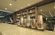 Bar, Cafe and Lounge 4  Avenzel Hotel and Convention Cibubur