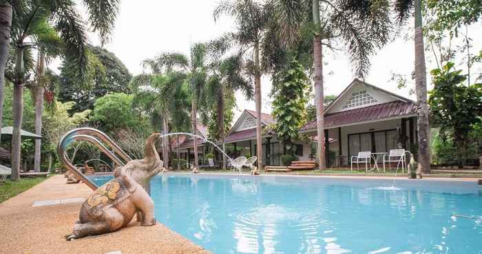 Kolam Renang Iyara Resort & Spa