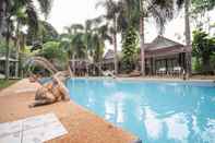 Swimming Pool Iyara Resort & Spa