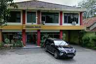 ภายนอกอาคาร Hotel Cirebon Indah