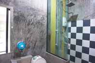 In-room Bathroom Narttavee Resort Ranong