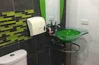 Phòng tắm bên trong Medsai Resort Cha Am