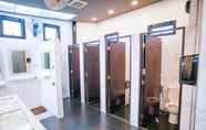 Toilet Kamar 4 D-Well Hostel