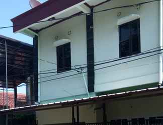 Exterior 2 Alziqa Guest House Cirebon