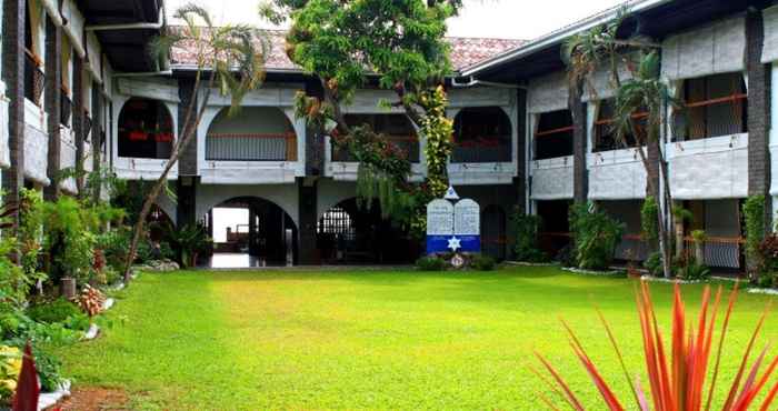 Exterior Villa Estrella Resort Hotel